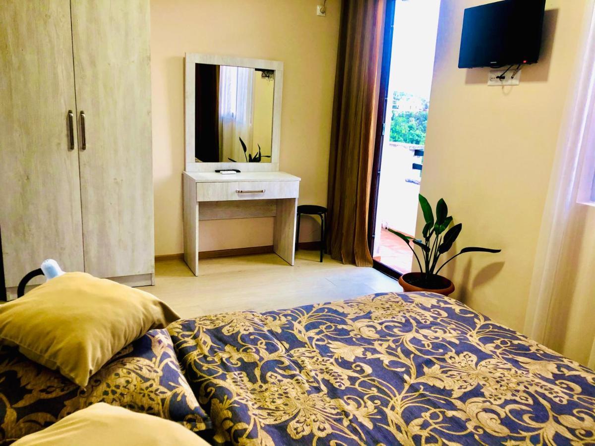 Holiday House Green Cape Batumi Hotel Mtsvane Konts'khi Ngoại thất bức ảnh