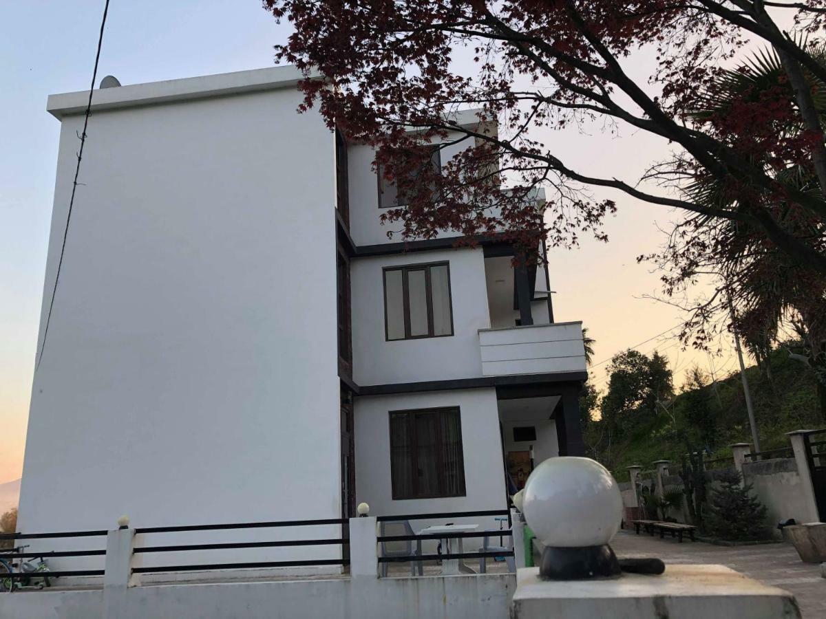 Holiday House Green Cape Batumi Hotel Mtsvane Konts'khi Ngoại thất bức ảnh